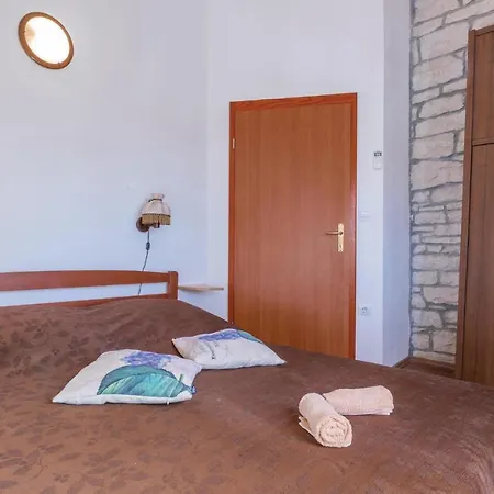 Beautiful In With Wifi Holiday home Hrboki