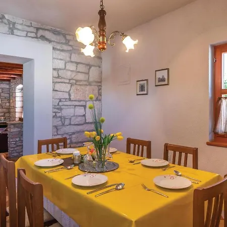 Beautiful In With Wifi Holiday home Hrboki
